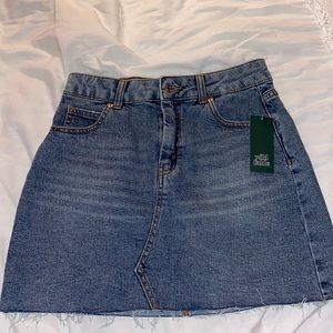 high waisted denim skirt